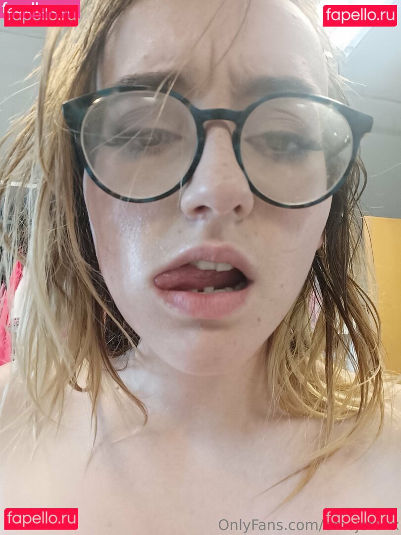 emejotaxx Nude Onlyfans Photo 41