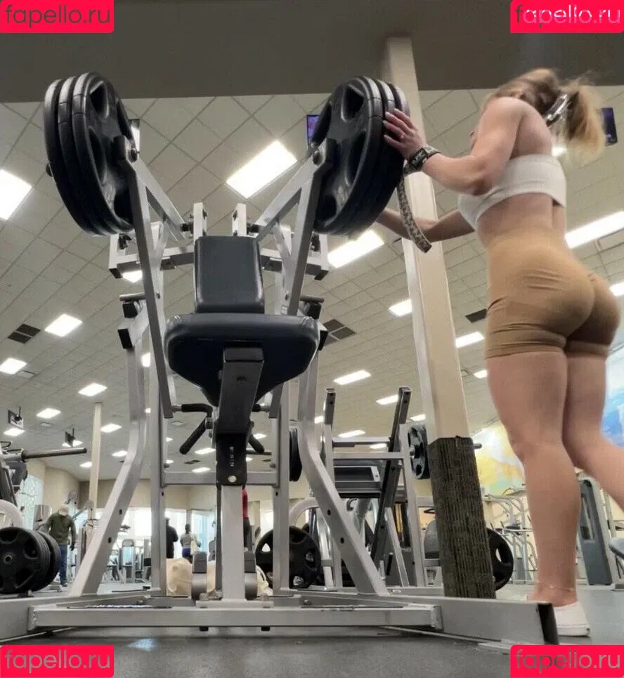 FitnessMomma26 Onlyfans Photo Gallery 