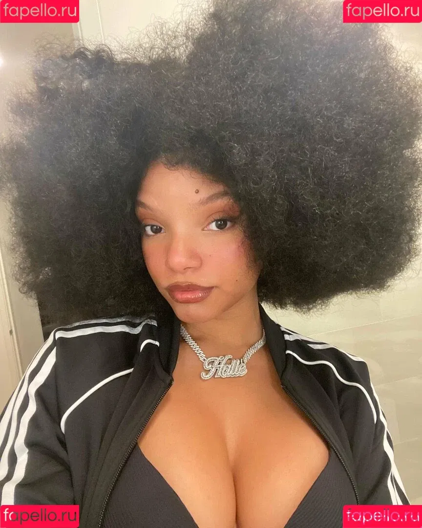 Halle Bailey Onlyfans Photo Gallery 
