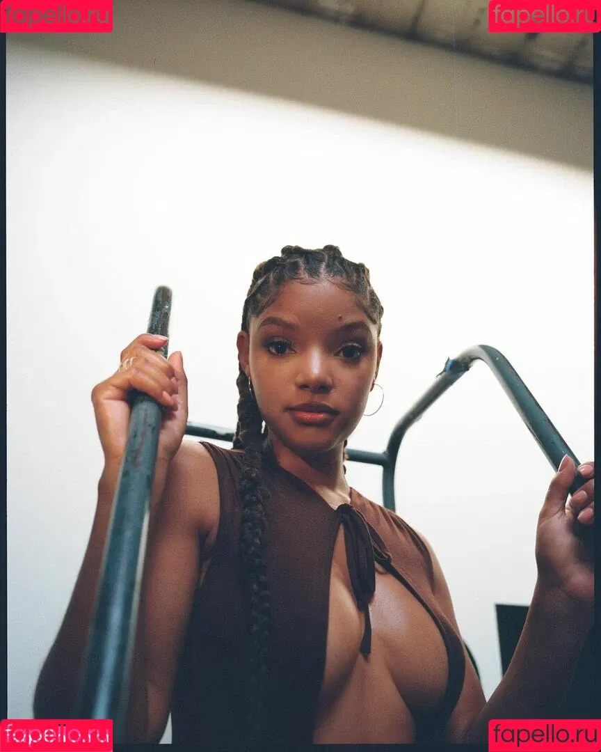 Halle Bailey Onlyfans Photo Gallery 