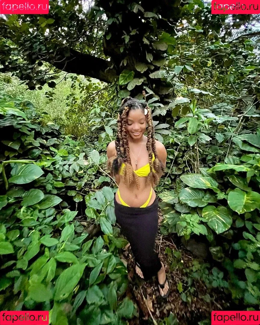 Halle Bailey Onlyfans Photo Gallery 