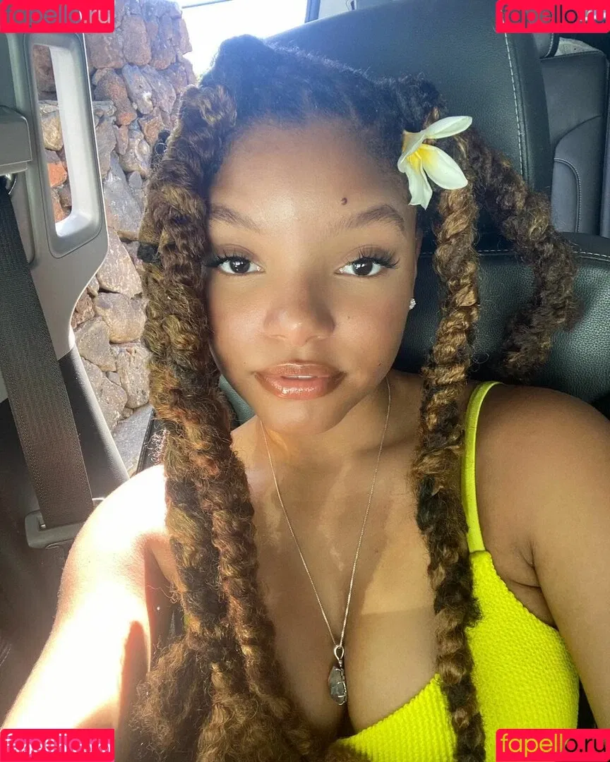 Halle Bailey Onlyfans Photo Gallery 