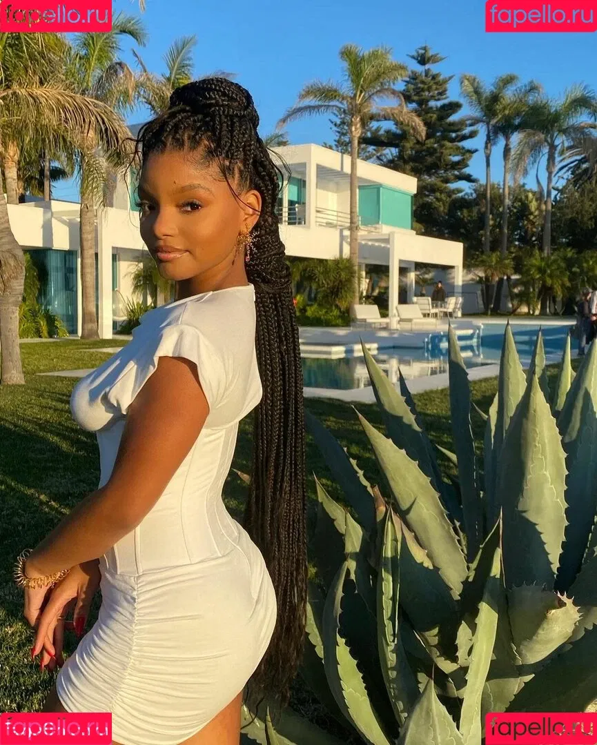 Halle Bailey Onlyfans Photo Gallery 
