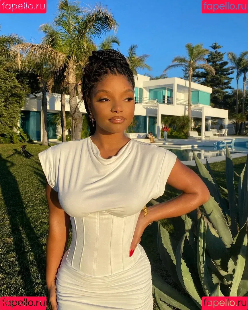 Halle Bailey Onlyfans Photo Gallery 