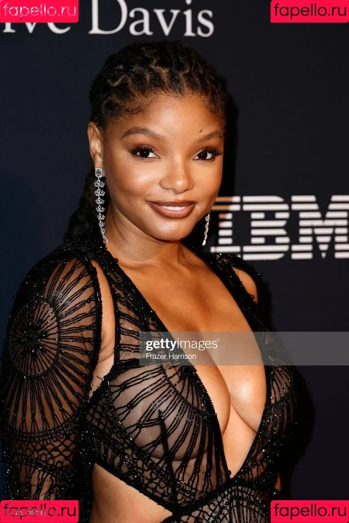 Halle Bailey Onlyfans Photo Gallery 