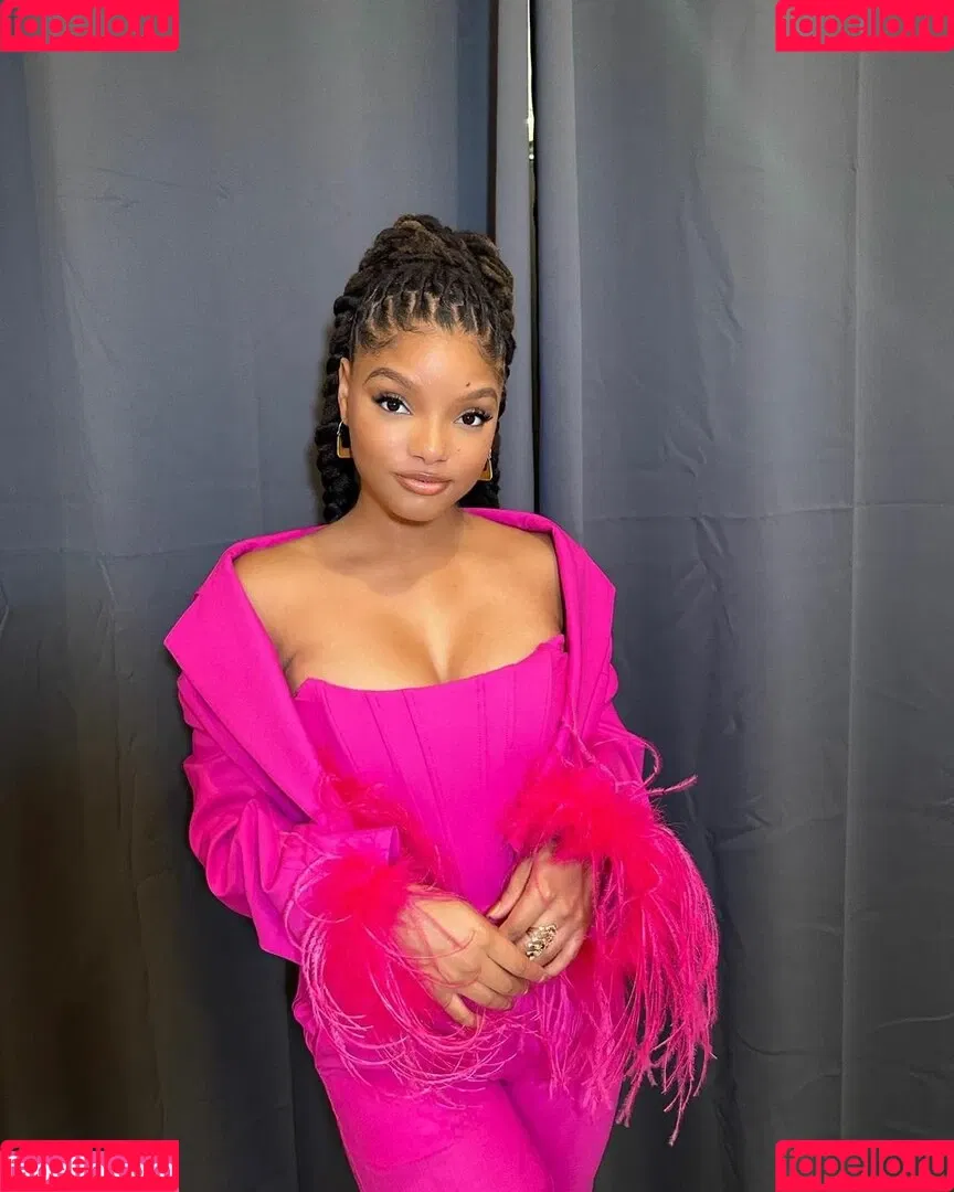 Halle Bailey Onlyfans Photo Gallery 