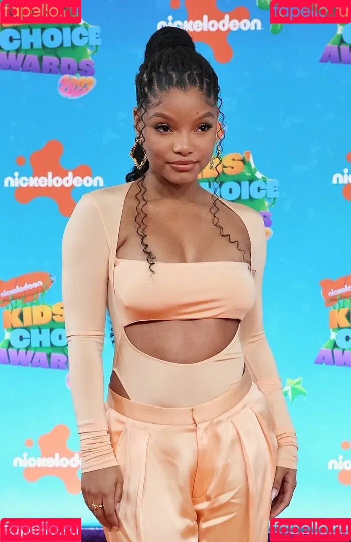 Halle Bailey Onlyfans Photo Gallery 