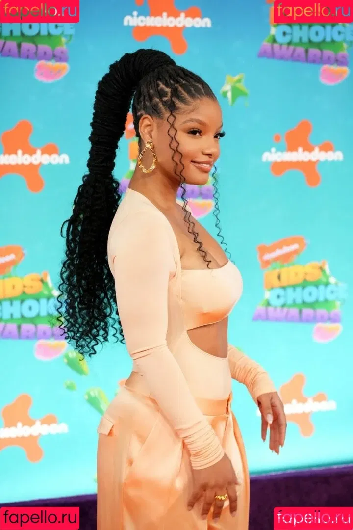 Halle Bailey Onlyfans Photo Gallery 