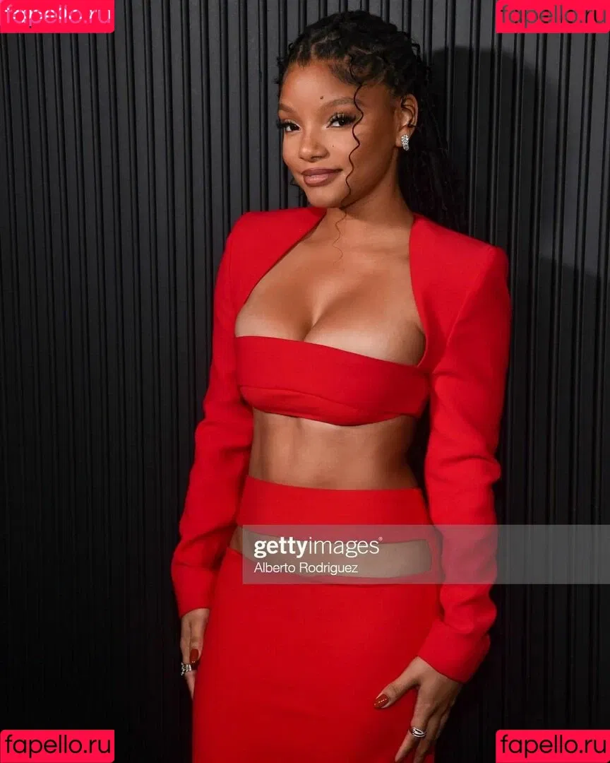 Halle Bailey Onlyfans Photo Gallery 