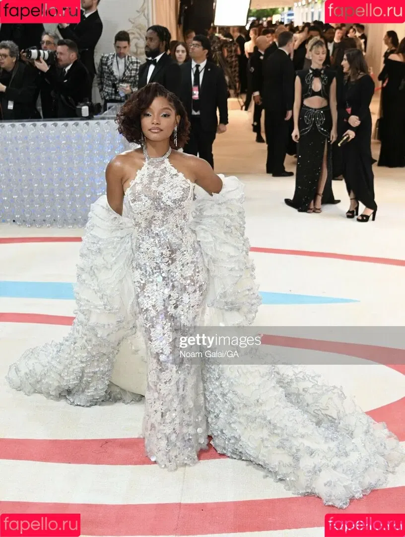 Halle Bailey Onlyfans Photo Gallery 