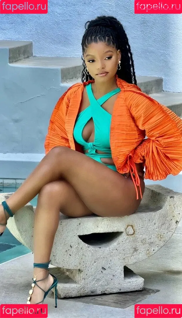 Halle Bailey Onlyfans Photo Gallery 