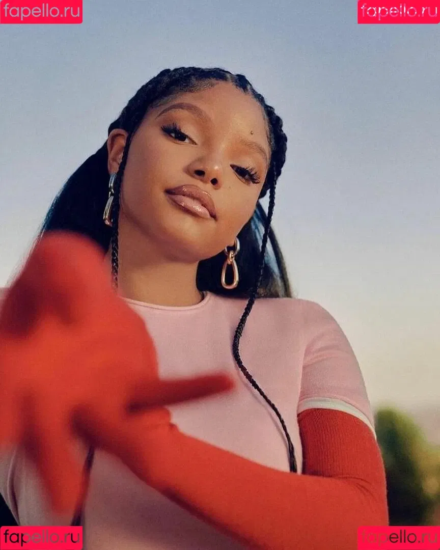 Halle Bailey Onlyfans Photo Gallery 