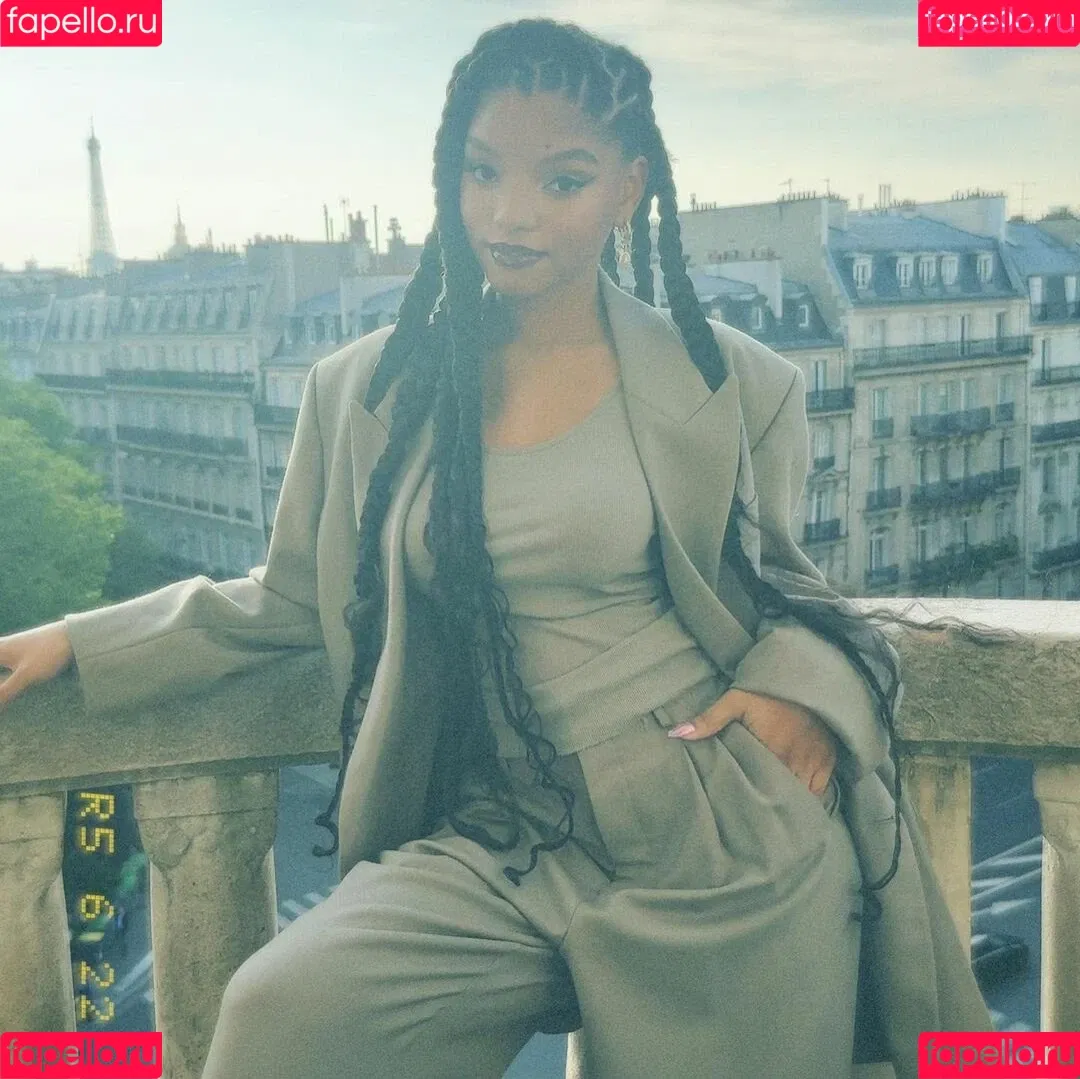 Halle Bailey Onlyfans Photo Gallery 
