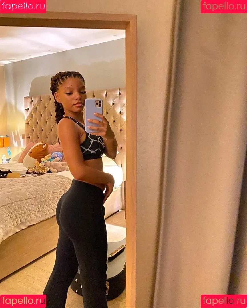 Halle Bailey Onlyfans Photo Gallery 