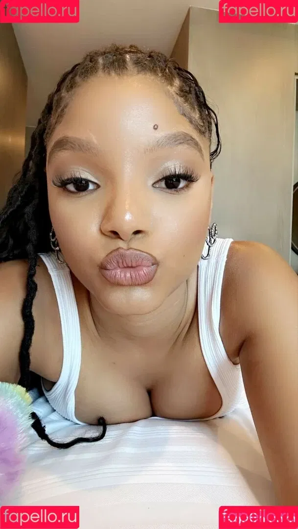 Halle Bailey Onlyfans Photo Gallery 