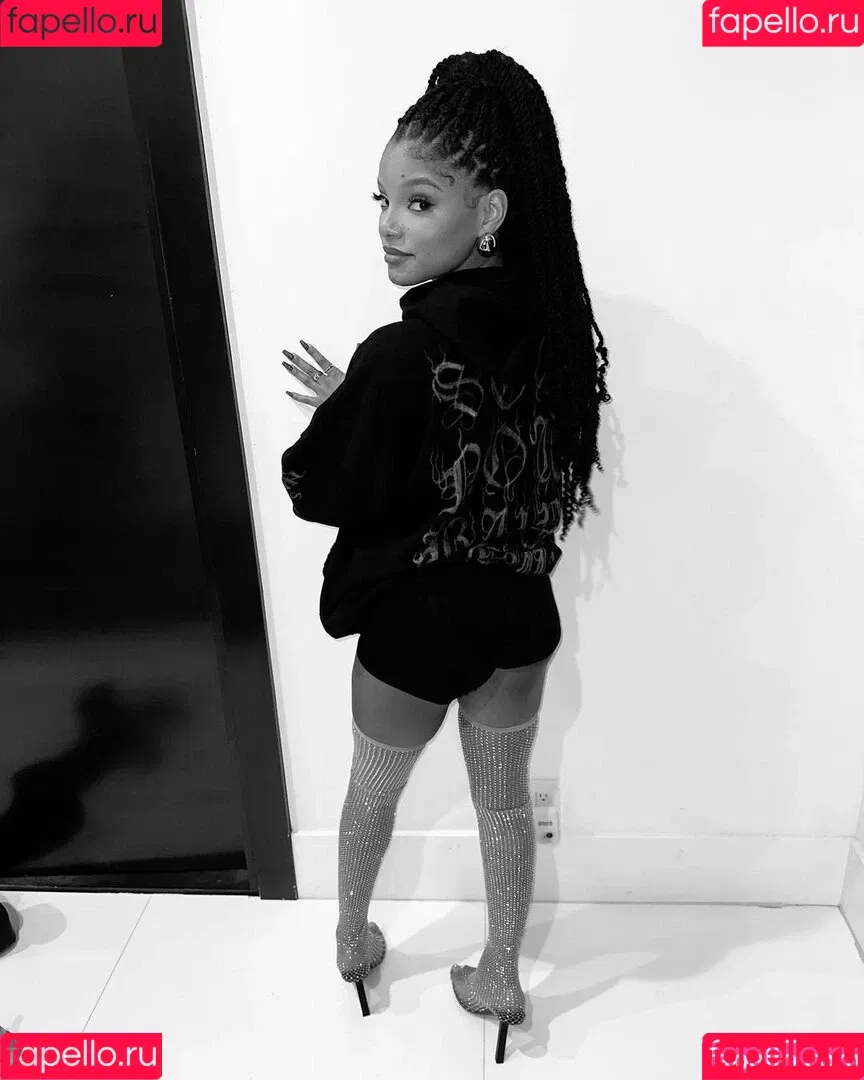 Halle Bailey Onlyfans Photo Gallery 
