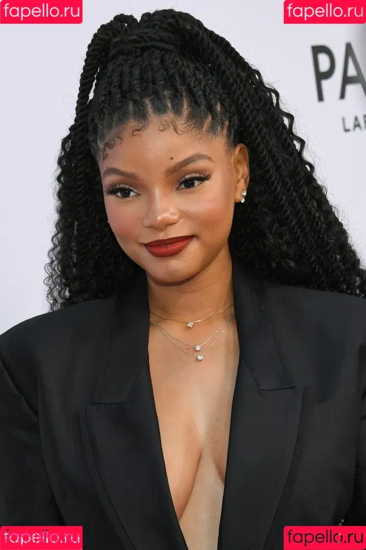 Halle Bailey Onlyfans Photo Gallery 