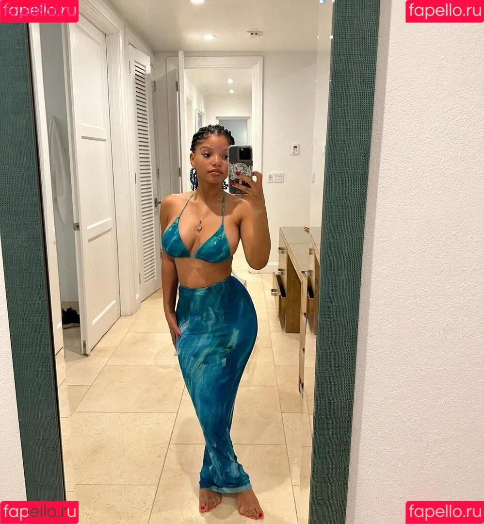 Halle Bailey Onlyfans Photo Gallery 