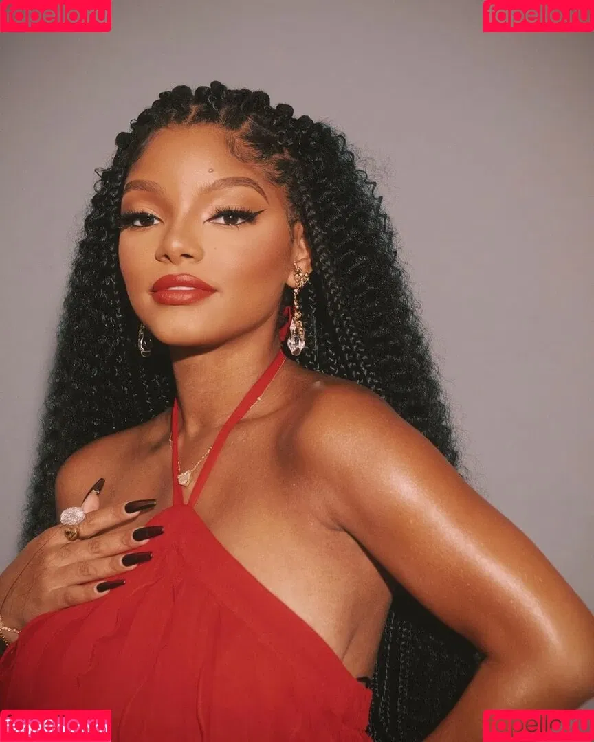 Halle Bailey Onlyfans Photo Gallery 