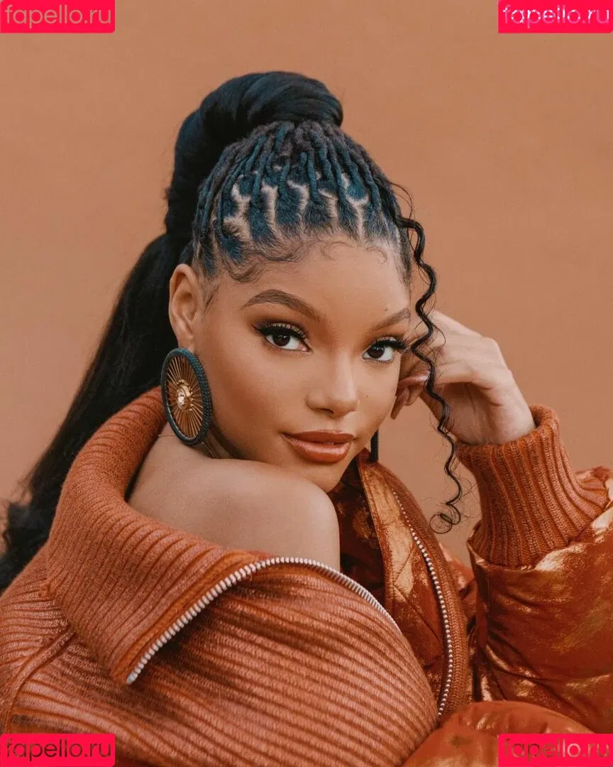 Halle Bailey Onlyfans Photo Gallery 