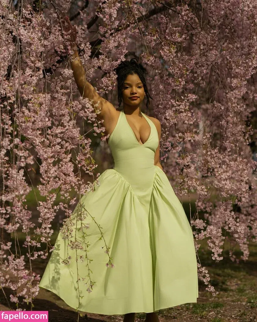 Halle Bailey Onlyfans Photo Gallery 