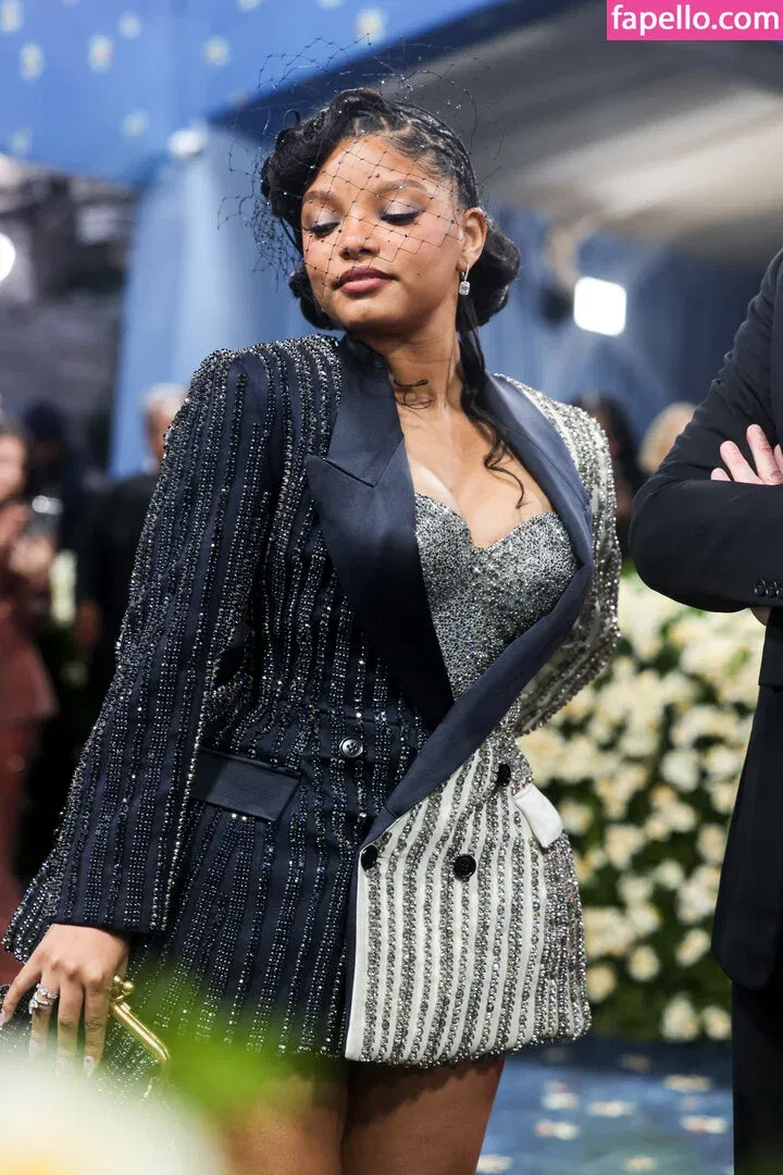 Halle Bailey Onlyfans Photo Gallery 