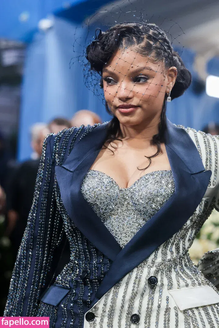 Halle Bailey Onlyfans Photo Gallery 