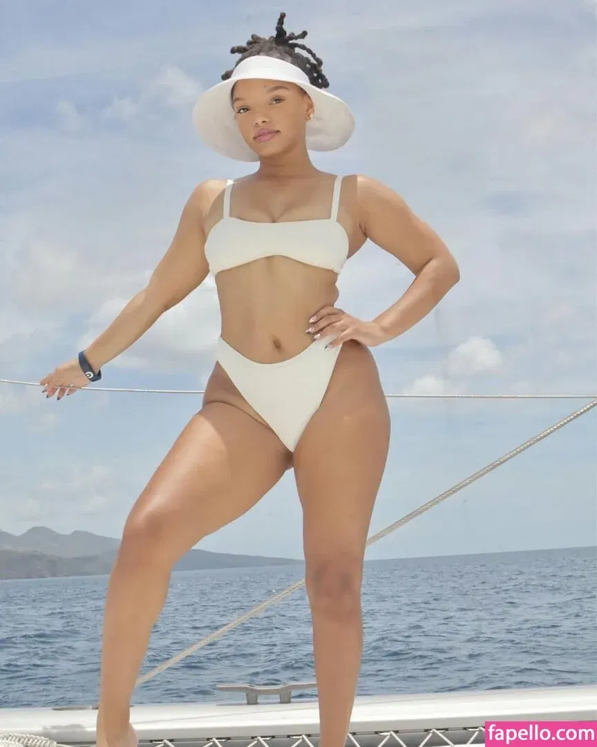 Halle Bailey Onlyfans Photo Gallery 