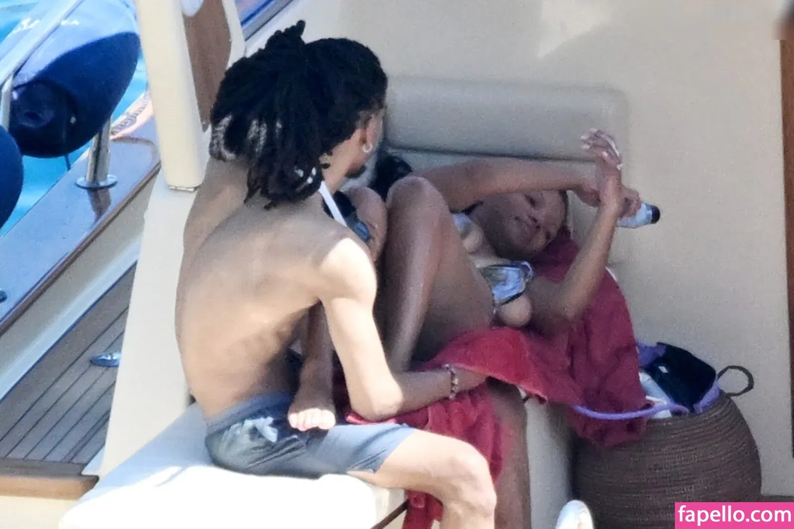 Halle Bailey Onlyfans Photo Gallery 