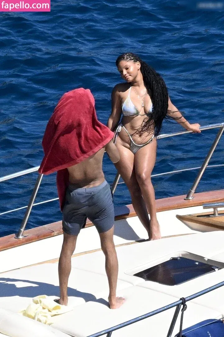 Halle Bailey Onlyfans Photo Gallery 