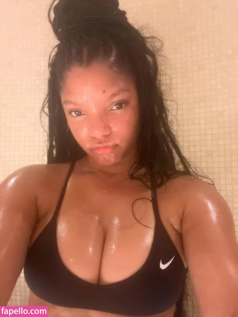Halle Bailey Onlyfans Photo Gallery 