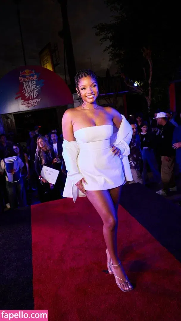 Halle Bailey Onlyfans Photo Gallery 