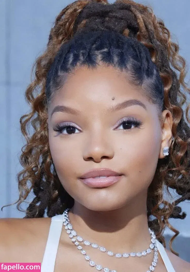 Halle Bailey Onlyfans Photo Gallery 