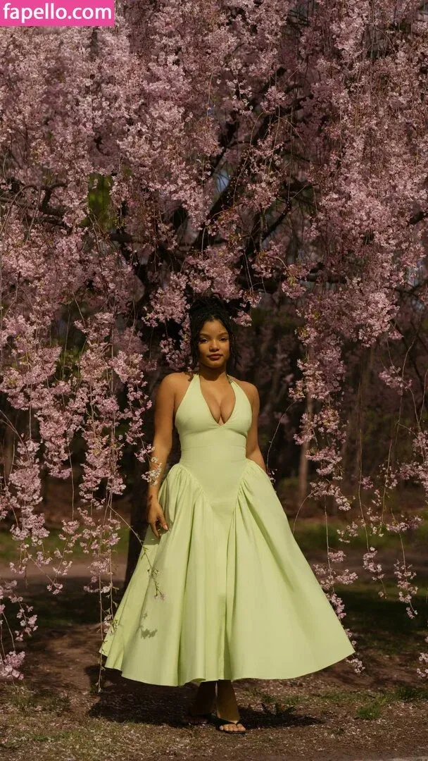 Halle Bailey Onlyfans Photo Gallery 