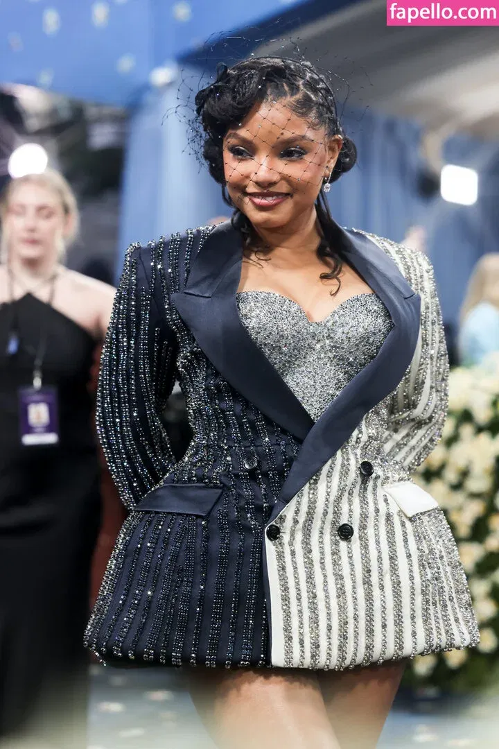 Halle Bailey Onlyfans Photo Gallery 