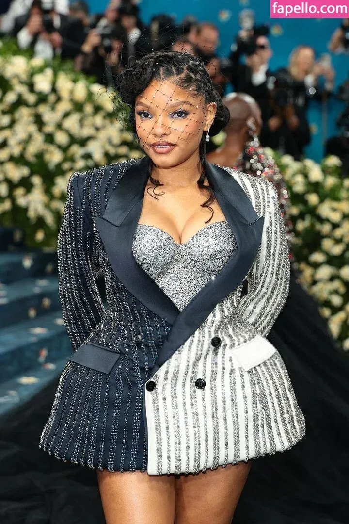 Halle Bailey Onlyfans Photo Gallery 