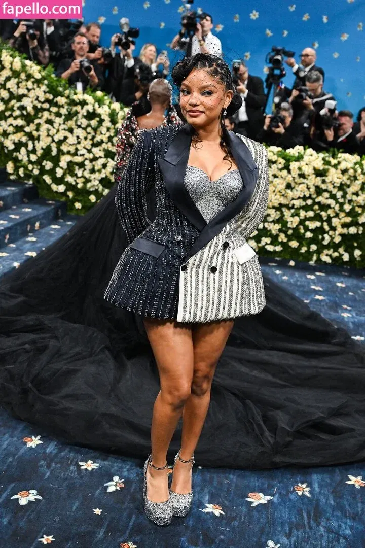 Halle Bailey Onlyfans Photo Gallery 