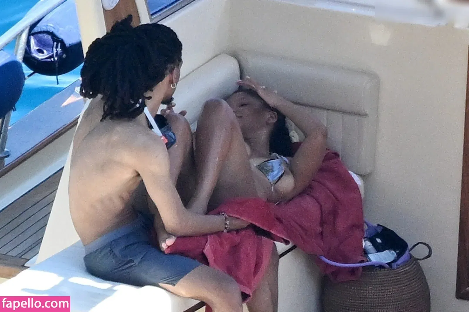 Halle Bailey Onlyfans Photo Gallery 