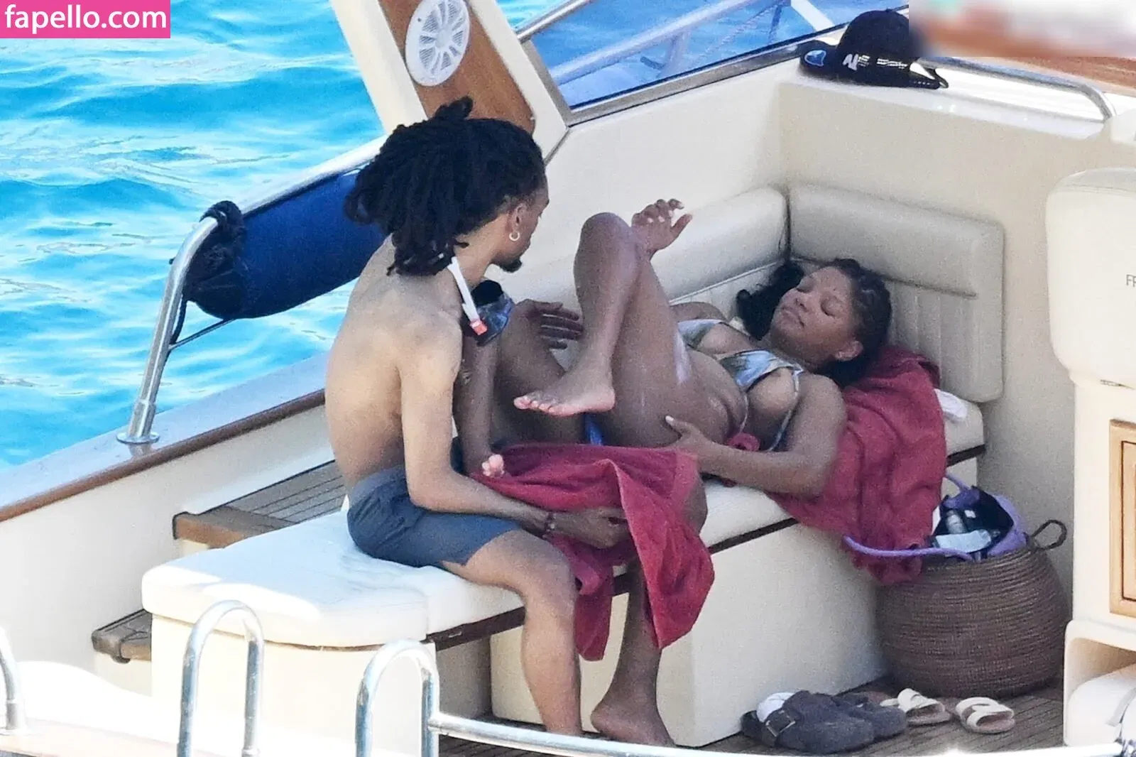 Halle Bailey Onlyfans Photo Gallery 