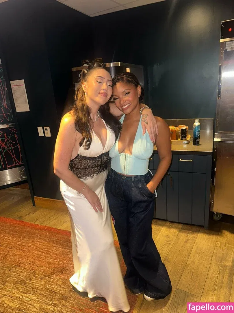 Halle Bailey Onlyfans Photo Gallery 