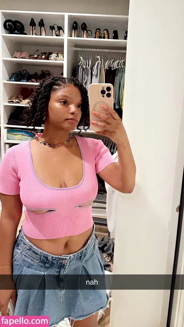 Halle Bailey Onlyfans Photo Gallery 