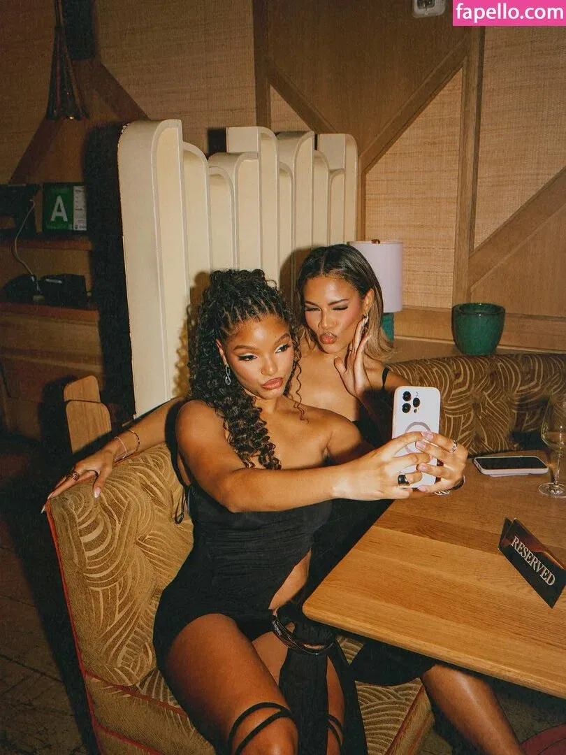 Halle Bailey Onlyfans Photo Gallery 