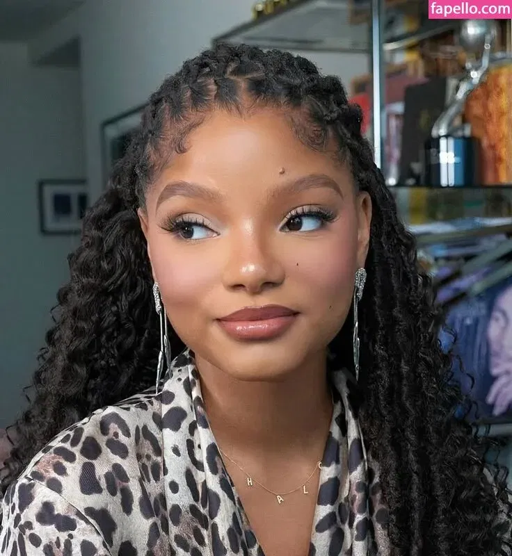 Halle Bailey Onlyfans Photo Gallery 