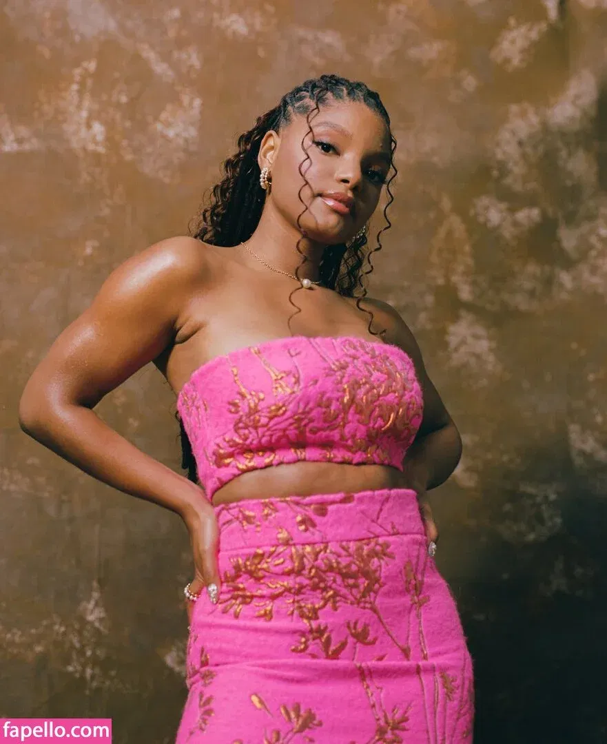 Halle Bailey Onlyfans Photo Gallery 