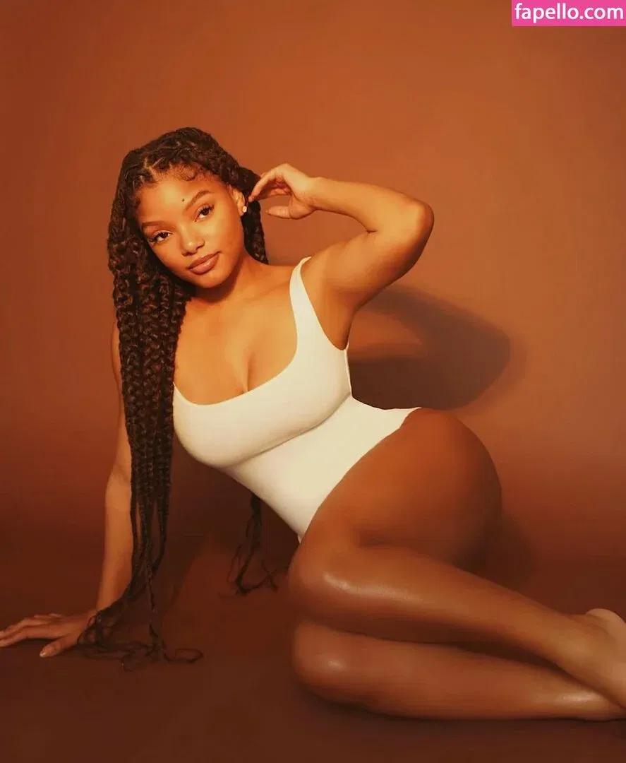 Halle Bailey Onlyfans Photo Gallery 