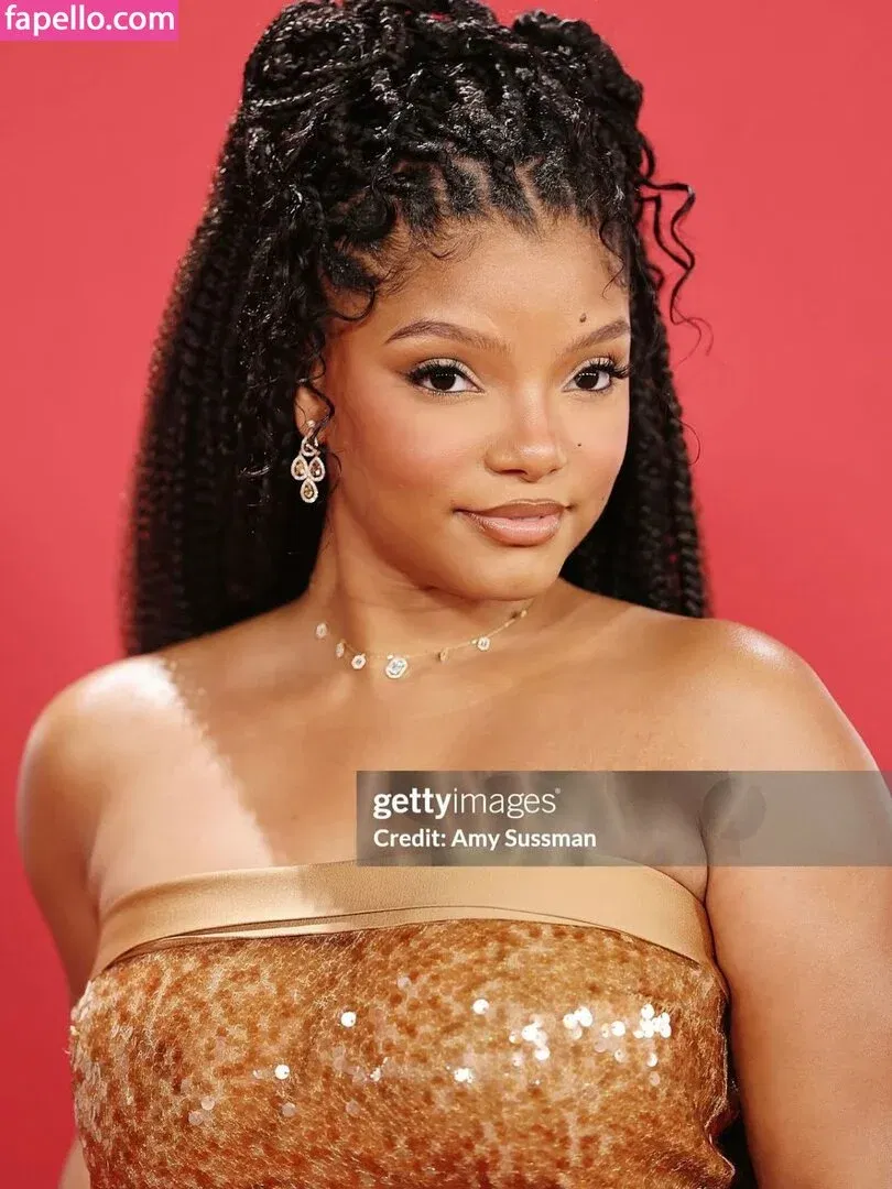 Halle Bailey Onlyfans Photo Gallery 