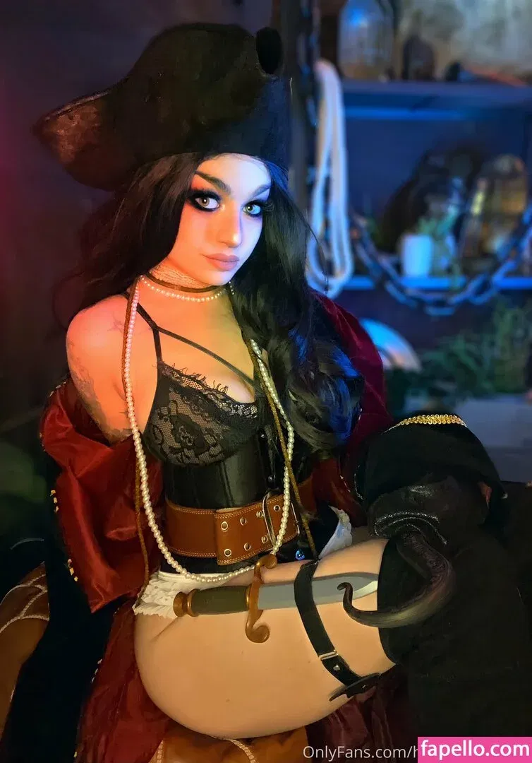 hauntedquinn Onlyfans Photo Gallery 