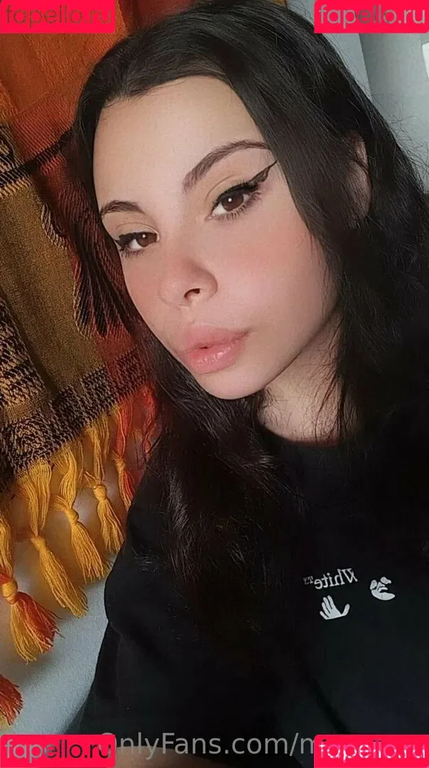 mee_zee Onlyfans Photo Gallery 