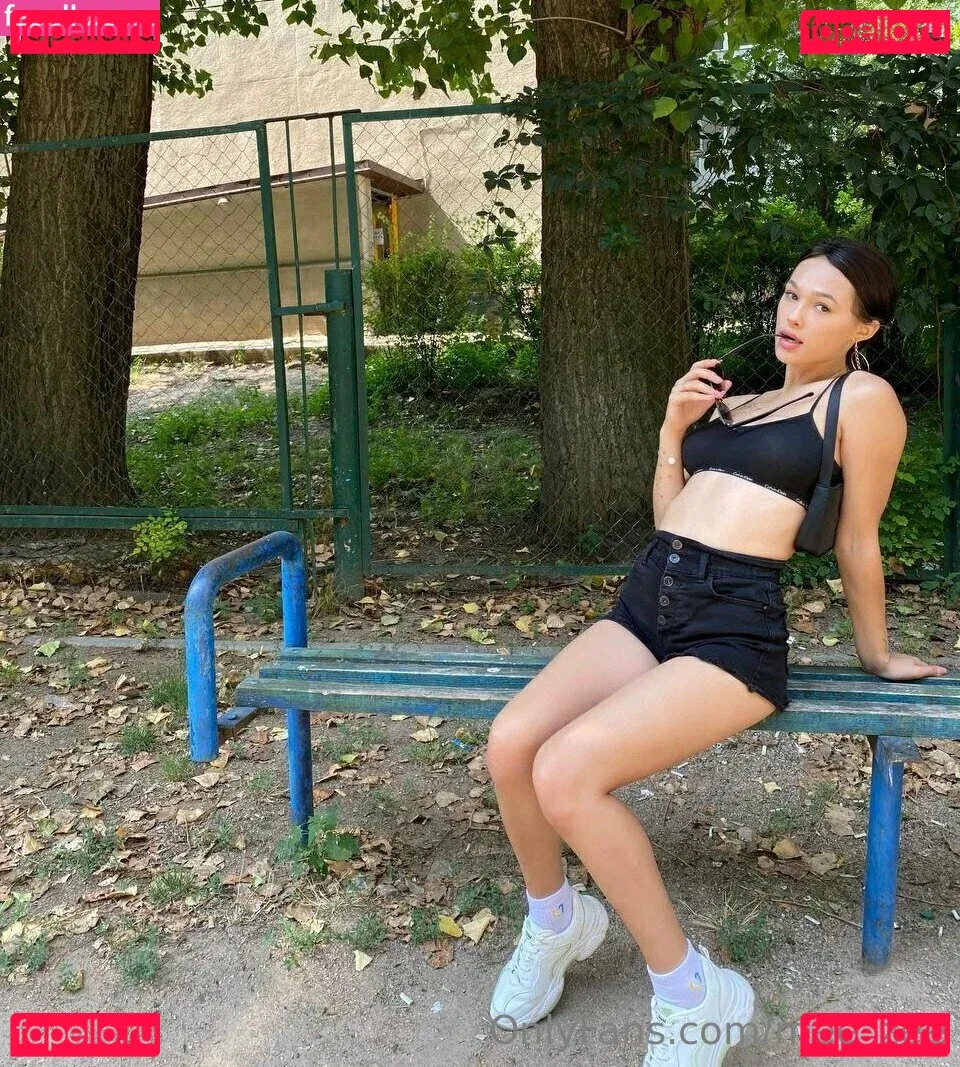 mee_zee Onlyfans Photo Gallery 