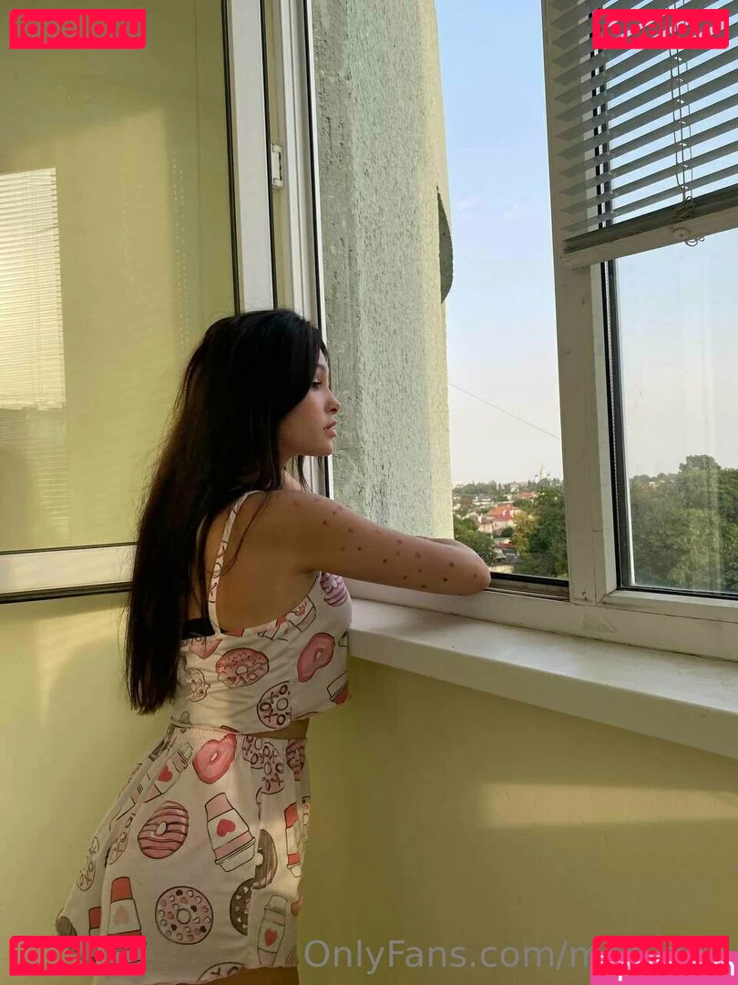 mee_zee Onlyfans Photo Gallery 